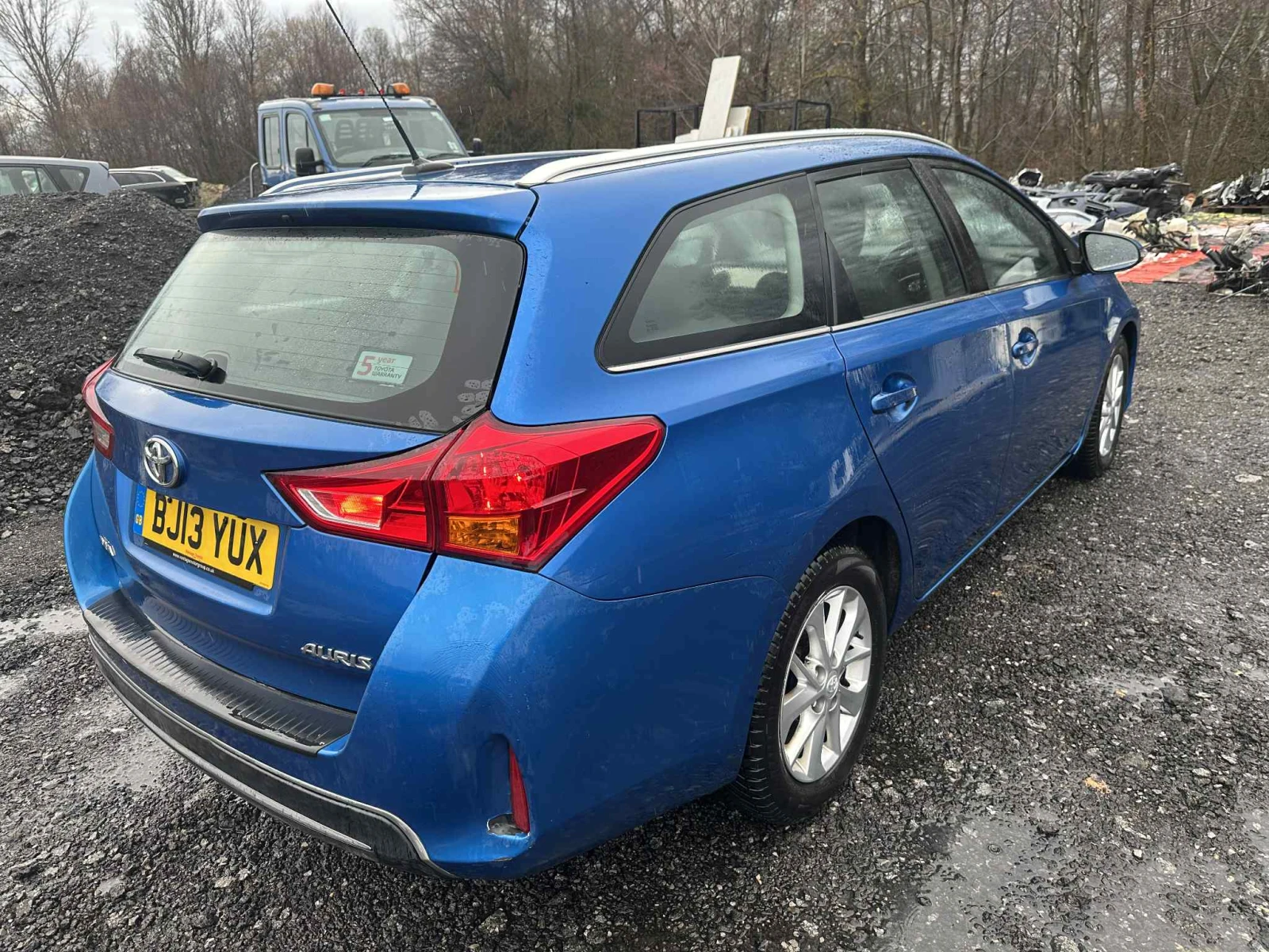 Toyota Auris 1. 4 D-4D, 90 - изображение 4