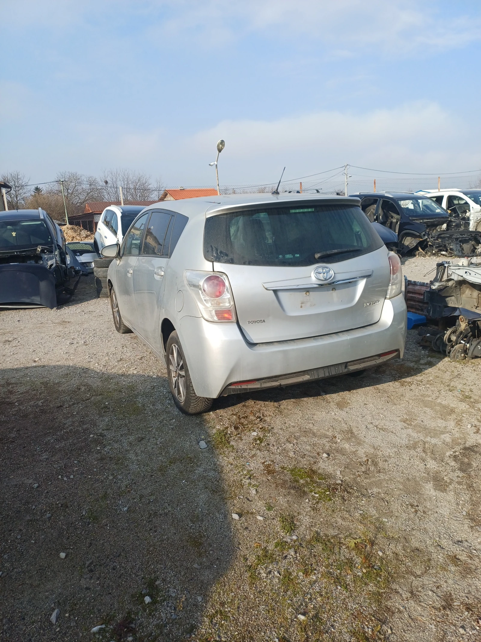 Toyota Verso 1.6d4d-112��.-�� ����� | Mobile.bg � ����������� 6
