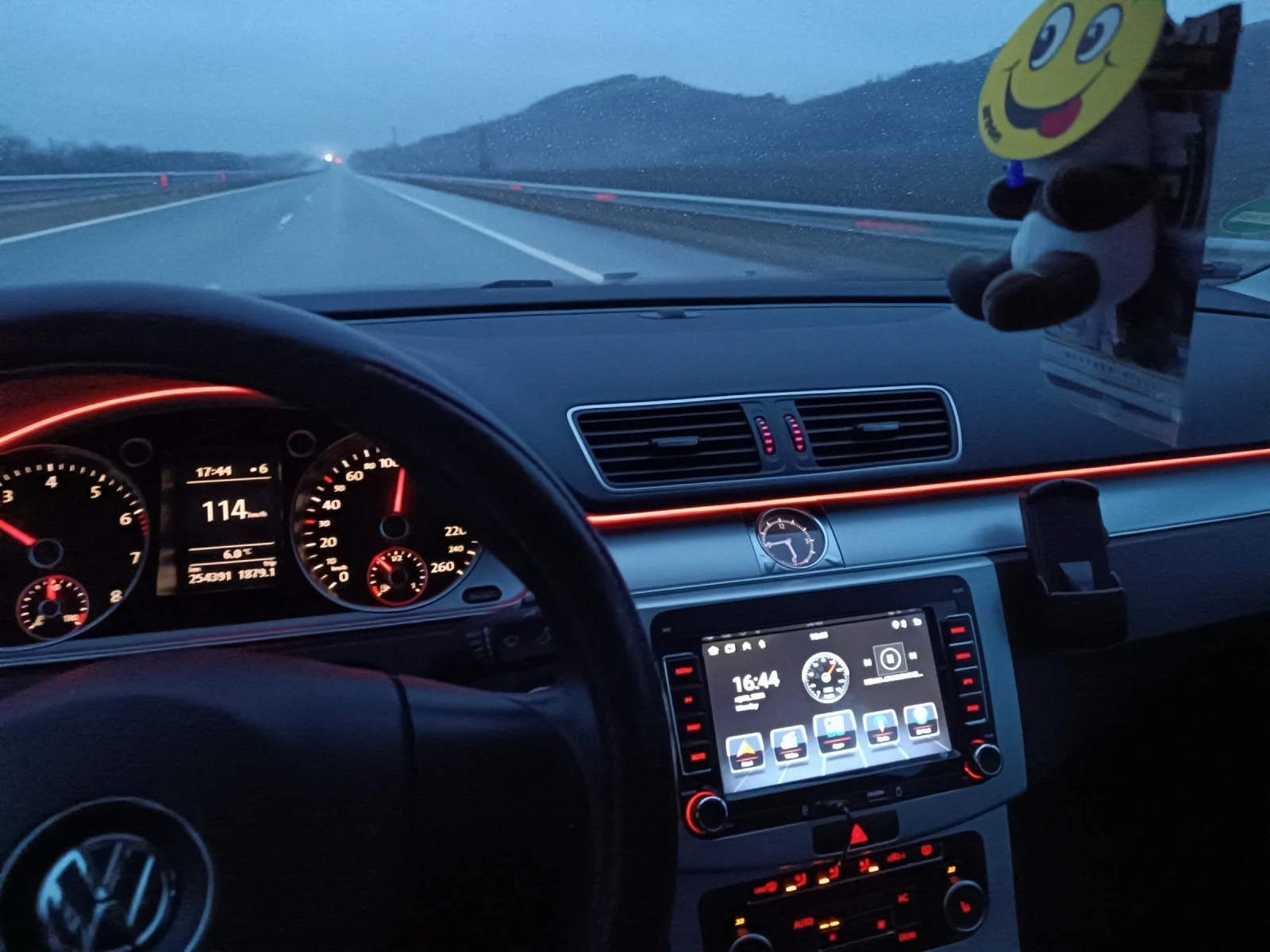 VW Passat Passat B7, 1.4 TSI 122ks | Mobile.bg � ����������� 10