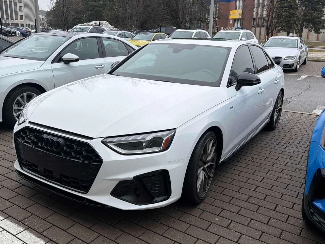 Audi A4 * Progressiv * CARFAX * Без инциденти * Два ключа  | Auto.bg — изображение 1