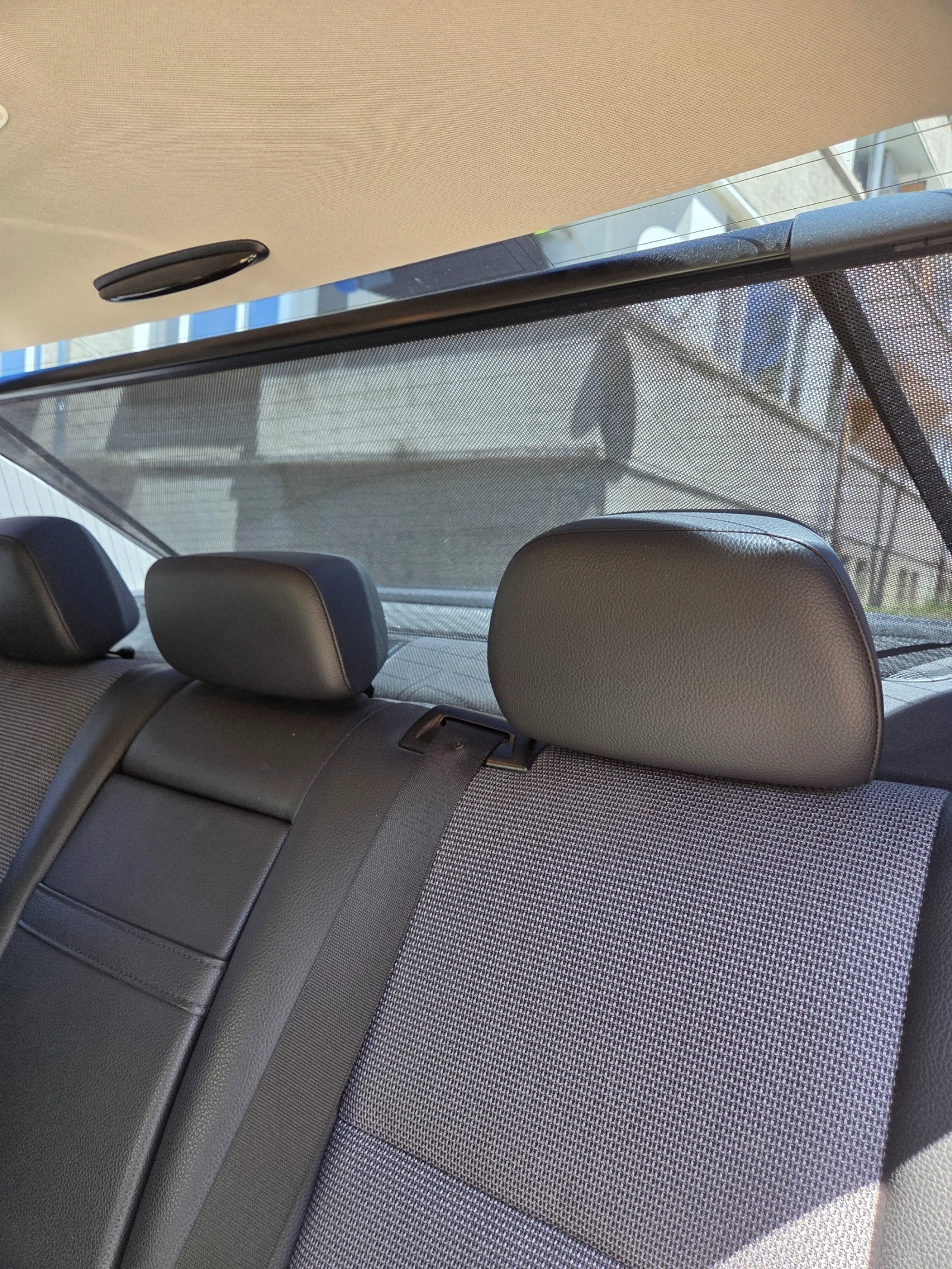 Mercedes-Benz C 250, снимка 15 - Автомобили и джипове - 54322210