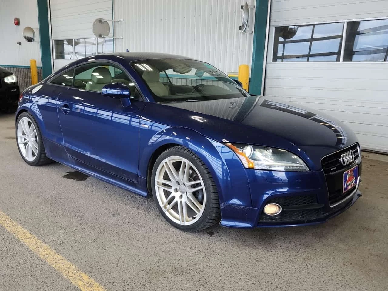 Audi Tt 2.0T S LINE COMPETITION/CARFAX/Подгрев, снимка 2 - Автомобили и джипове - 54433894