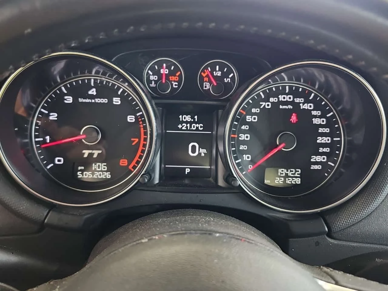 Audi Tt 2.0T S LINE COMPETITION/CARFAX/Подгрев, снимка 9 - Автомобили и джипове - 54433894