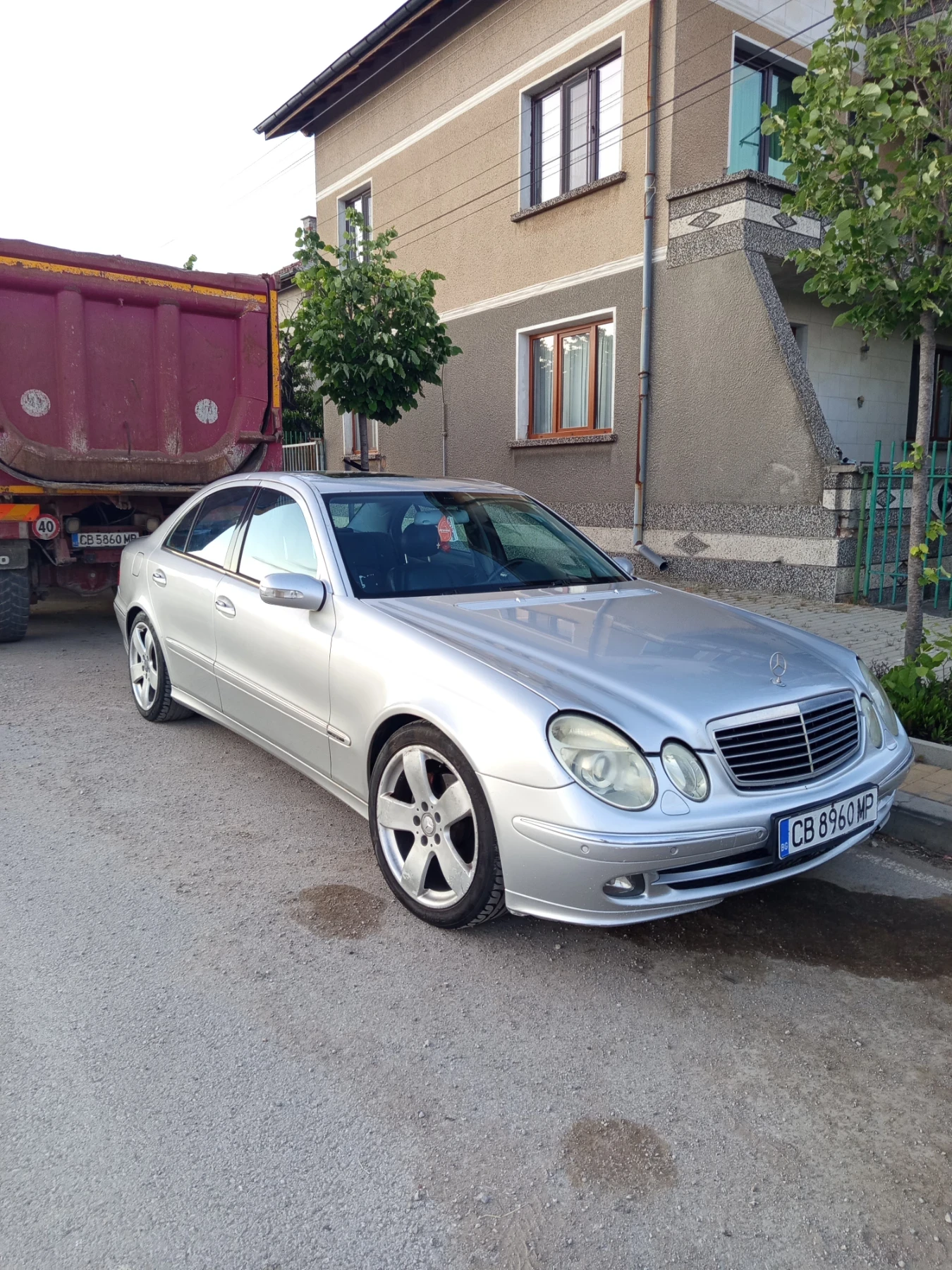 Mercedes-Benz E 270