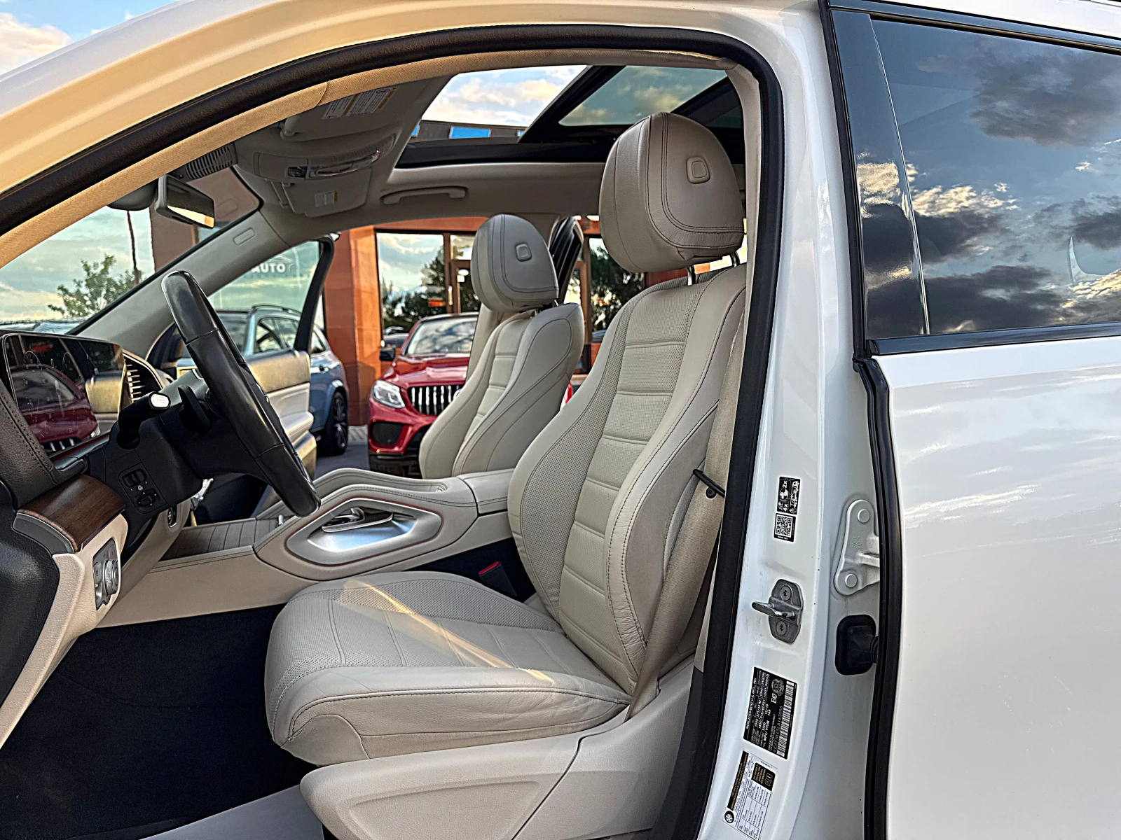 Mercedes-Benz GLS 450 BRABUS 900-DISTRONIK-PANORAMA-LED-BURMESTER-FULLL, снимка 10 - Автомобили и джипове - 55290764