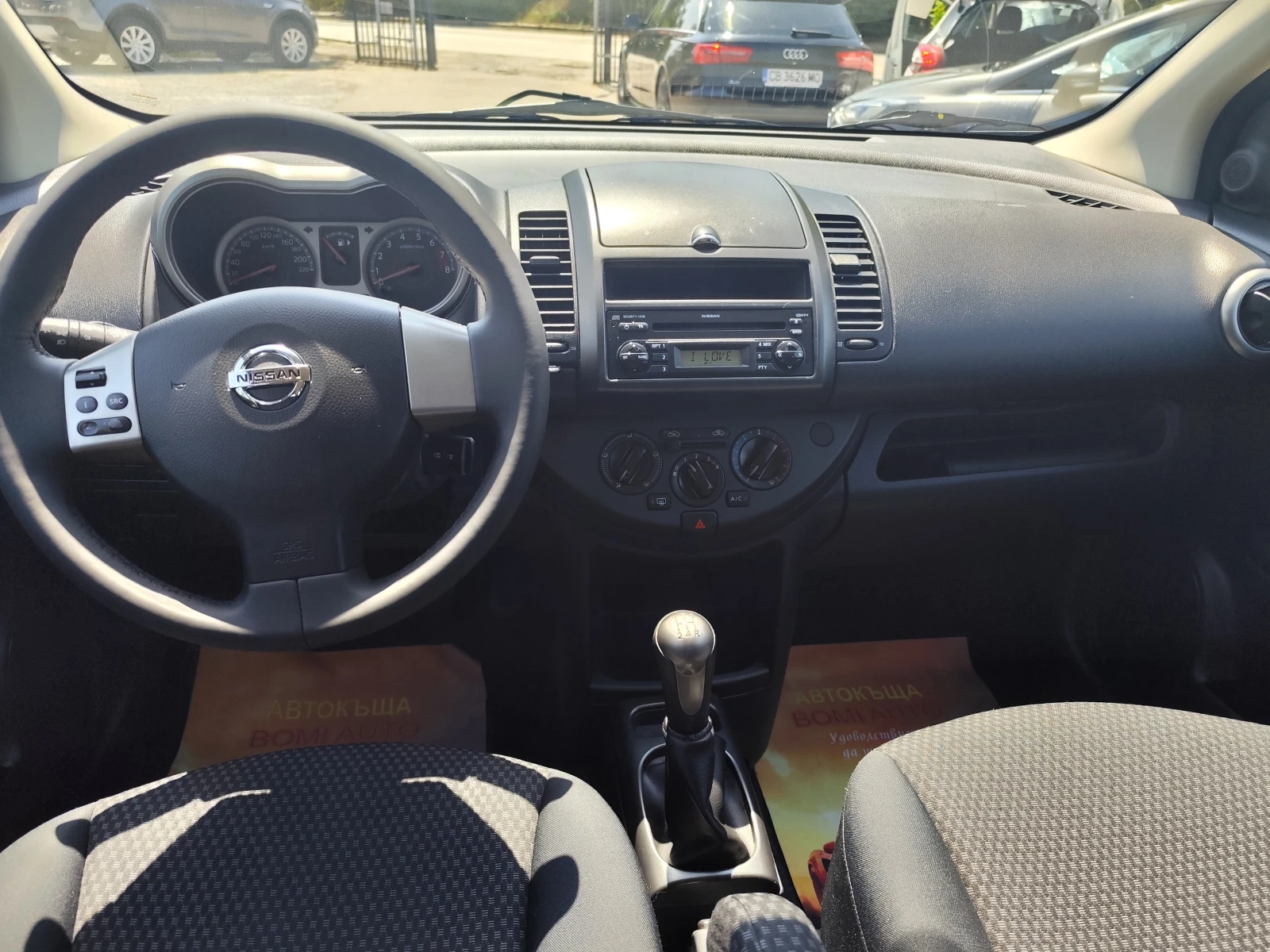 Nissan Note 1.4i* Klimatik* , снимка 8 - Автомобили и джипове - 55432523