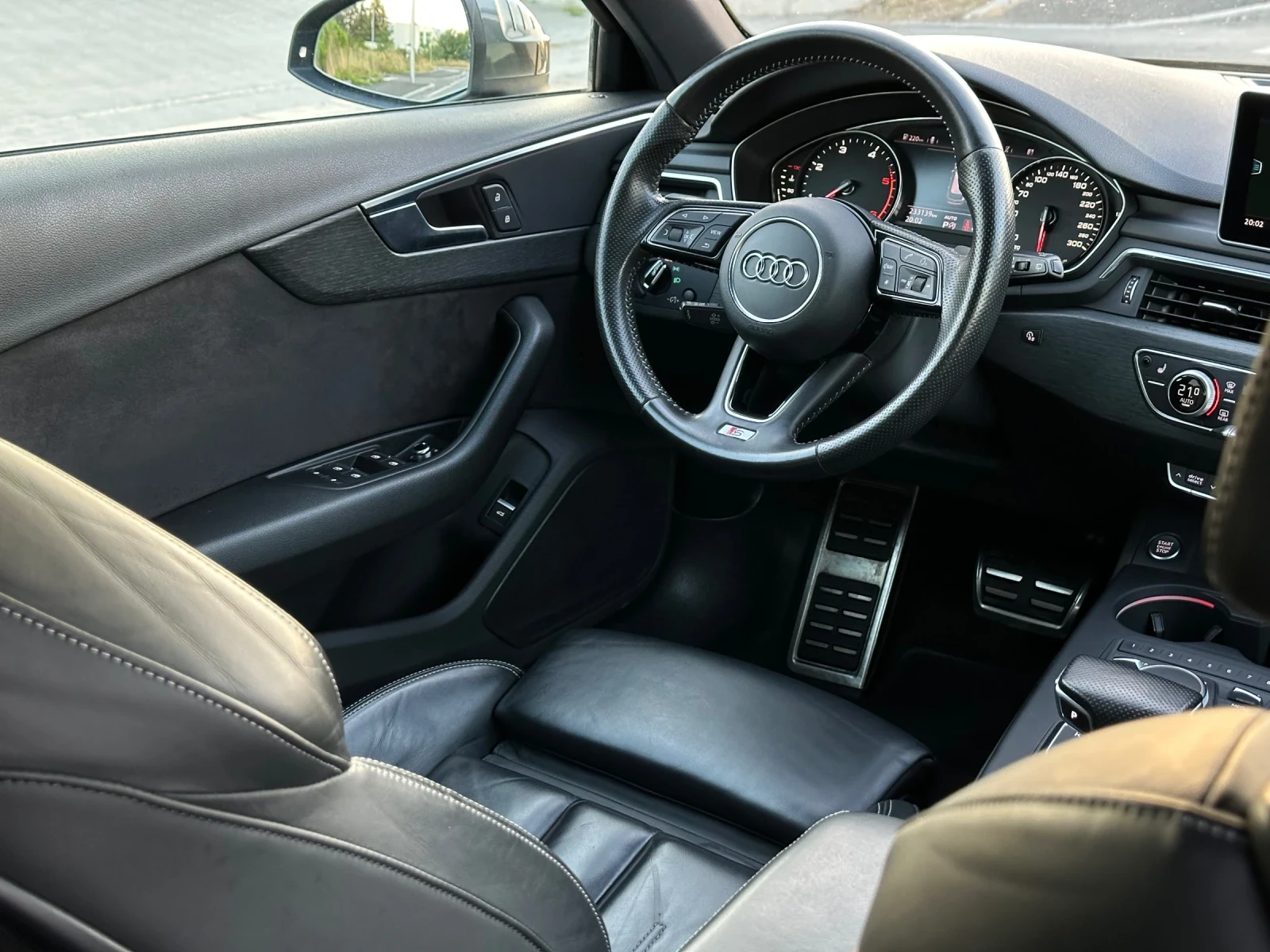 Audi A4 3.0 TDI 272HP | Quattro | S Line | B9, снимка 14 - Автомобили и джипове - 55631060