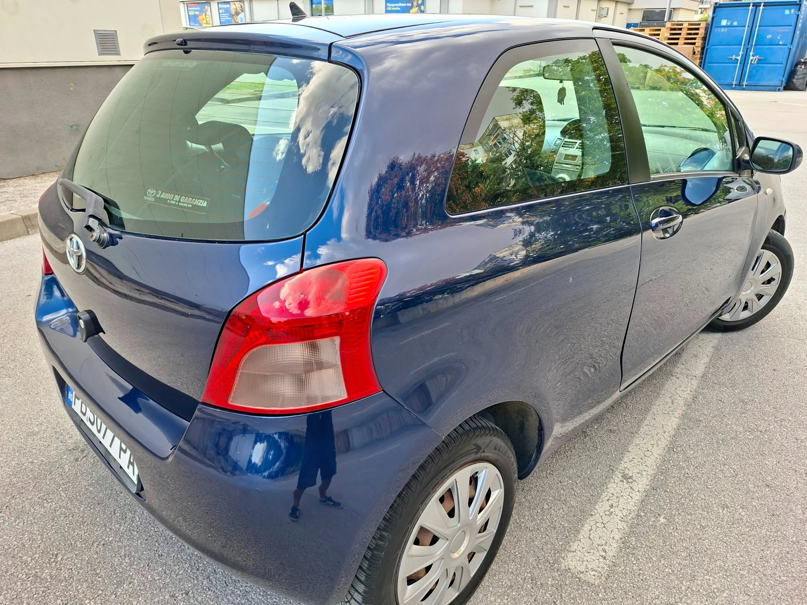 Toyota Yaris 1.0 , снимка 7 - Автомобили и джипове - 55667334