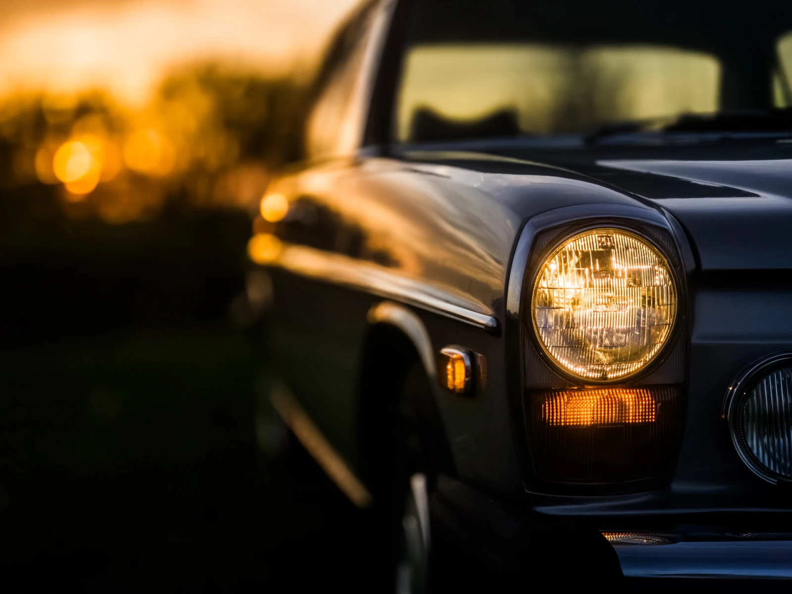 Mercedes-Benz 115 300D, снимка 5 - Автомобили и джипове - 56034207