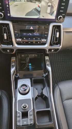 Обява за продажба на Kia Sorento 2.5 Turbo ~48 000 лв. - изображение 11 | Auto.bg Обява за продажба на Kia Sorento 2.5 Turbo ~48 000 лв. - изображение 11