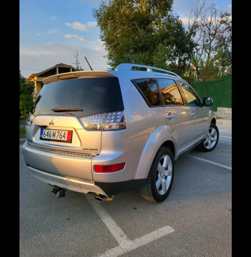 Mitsubishi Outlander 2.4 бензин 170к.с., снимка 5 - Автомобили и джипове - 49319837