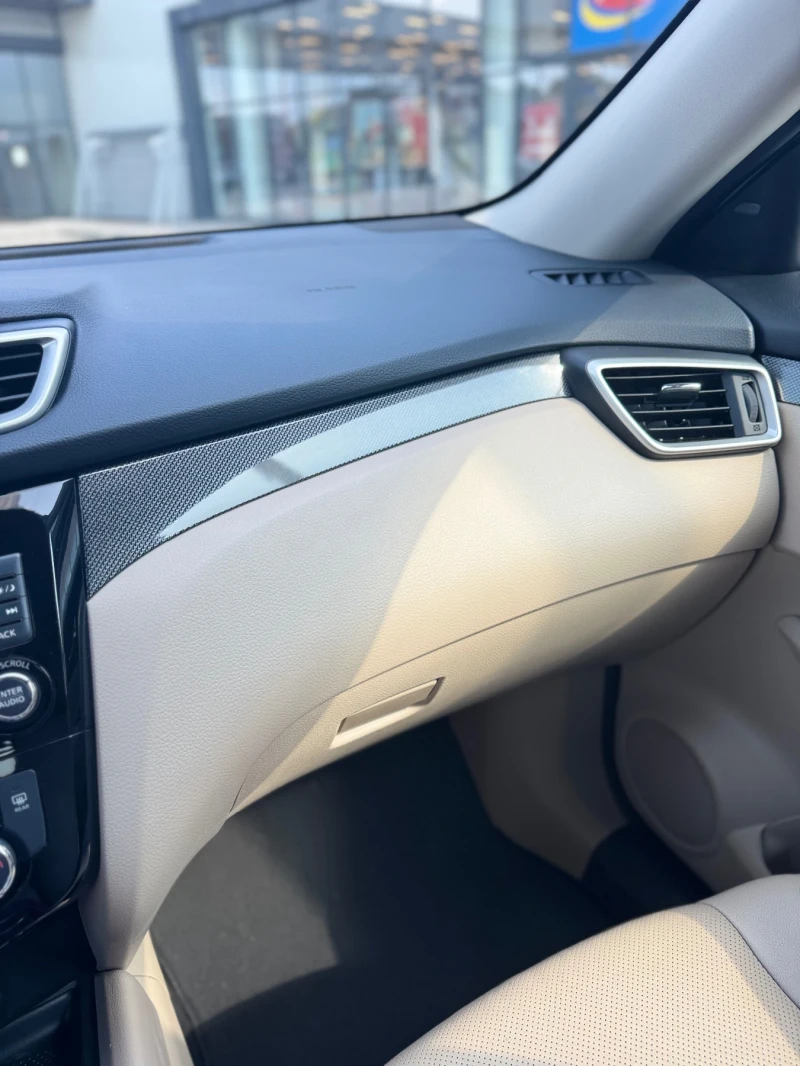 Nissan Rogue 2.5 SL AWD, снимка 9 - Автомобили и джипове - 51159259