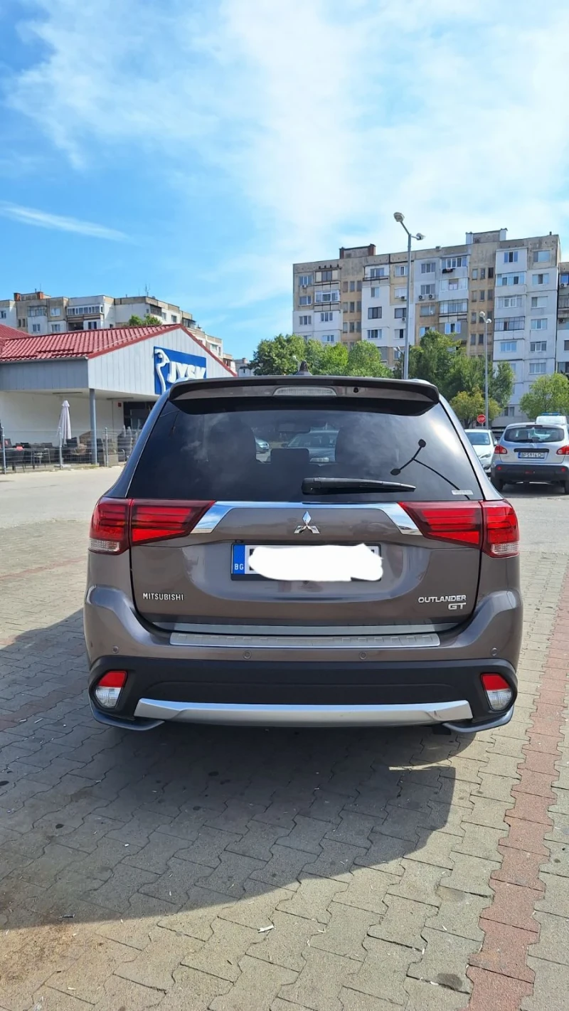 Mitsubishi Outlander 3.0 , V6, 224 , бензин, 2017 година, снимка 2 - Автомобили и джипове - 52517653