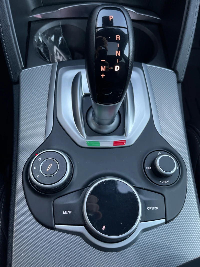 Alfa Romeo Stelvio TI Q4, снимка 14 - Автомобили и джипове - 52775758
