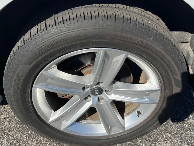 Audi Q8 Progressiv  CARFAX, снимка 7 - Автомобили и джипове - 53122403