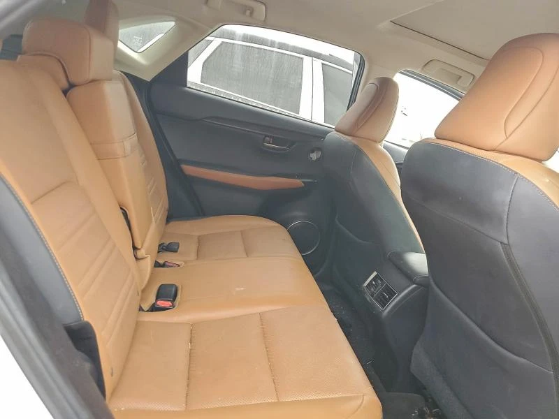 Lexus NX 300 Кожа* Подгрев* Keyless* NAVI* CARFAX, снимка 11 - Автомобили и джипове - 53264129