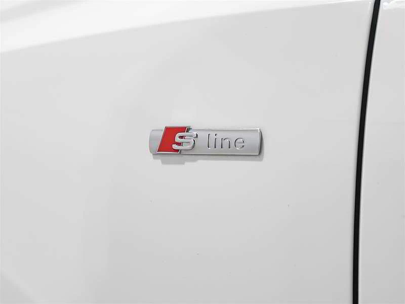 Audi Q3 Progressiv* S Line* Line Ass* CAMERA* , снимка 13 - Автомобили и джипове - 53576887