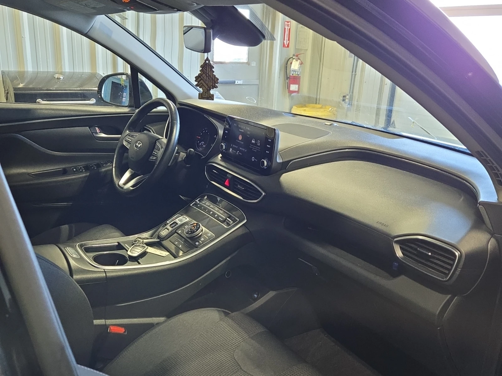 Hyundai Santa fe PREFERRED* CARFAX * АвтоКредит * Цена до България* - изображение 10