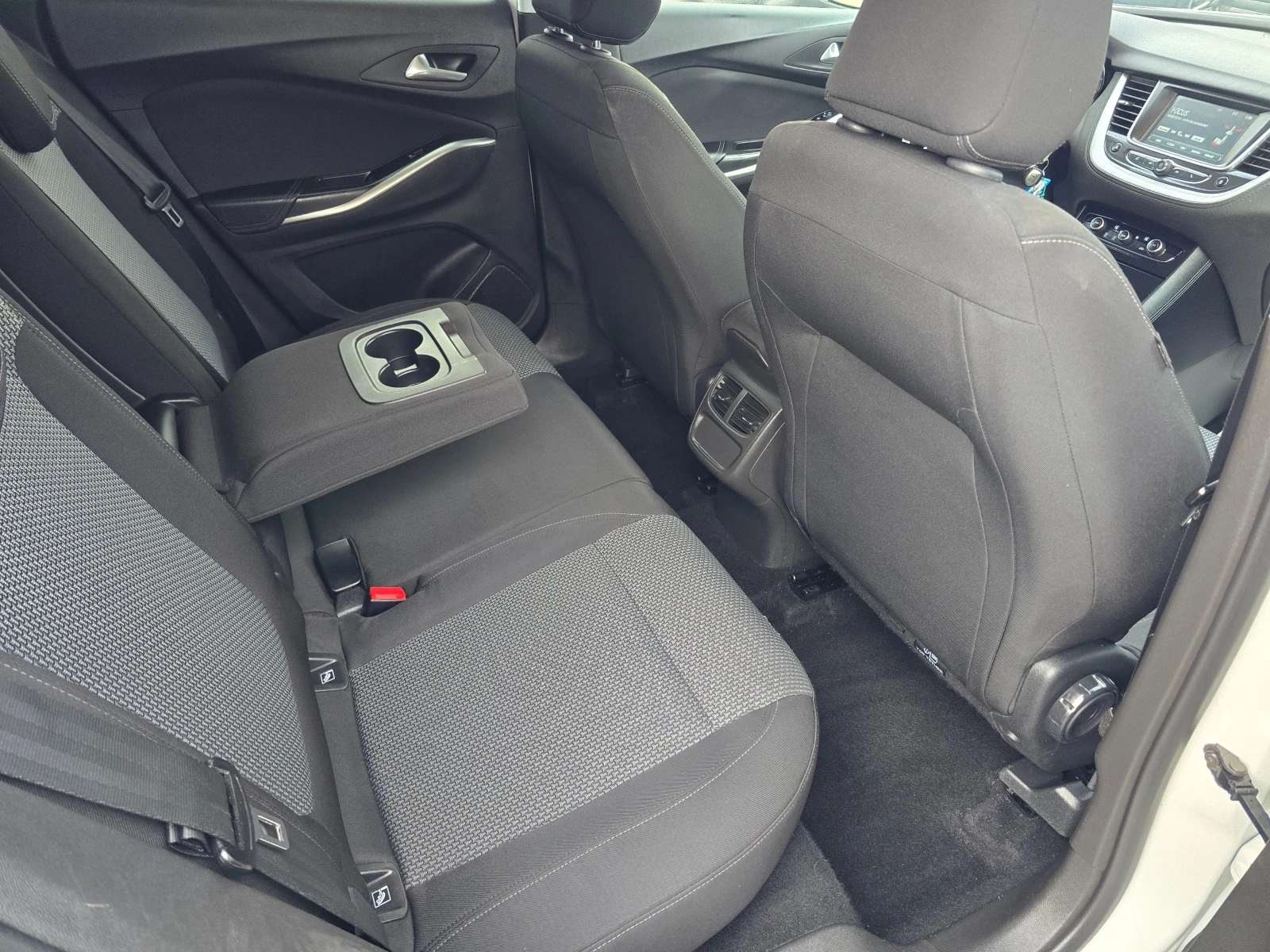 Opel Grandland X 1.6CDTI-120K.C, -NAVI EURO6B | Mobile.bg   10