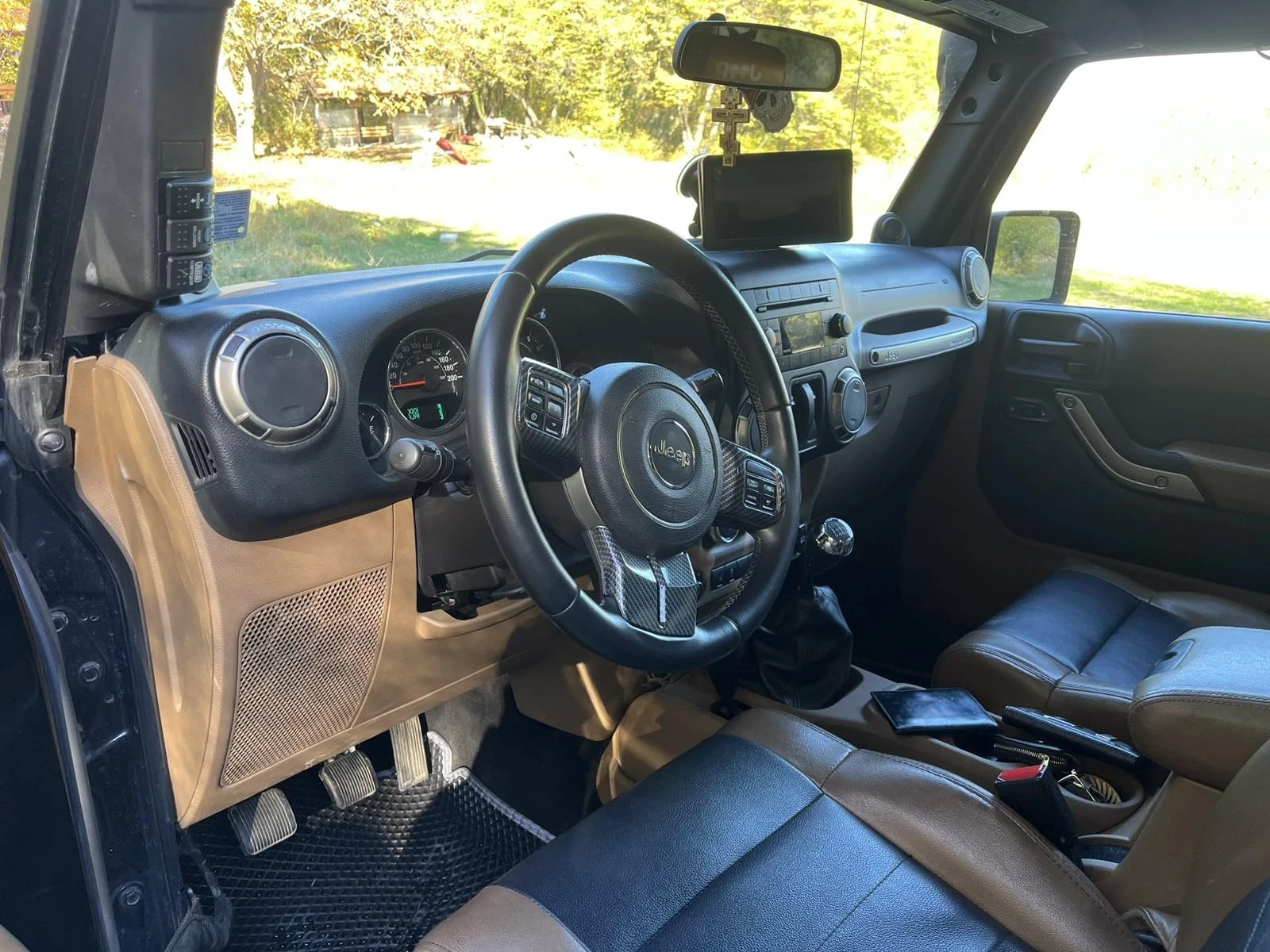 Jeep Wrangler, снимка 5 - Автомобили и джипове - 53891739