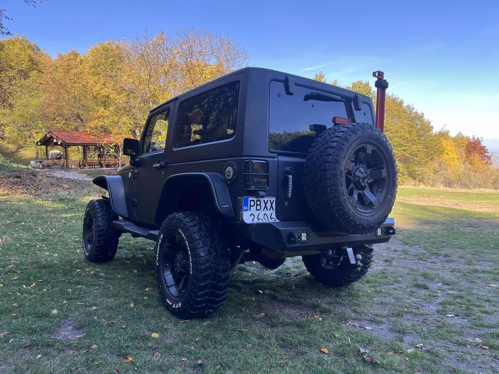 Jeep Wrangler, снимка 2 - Автомобили и джипове - 53891739