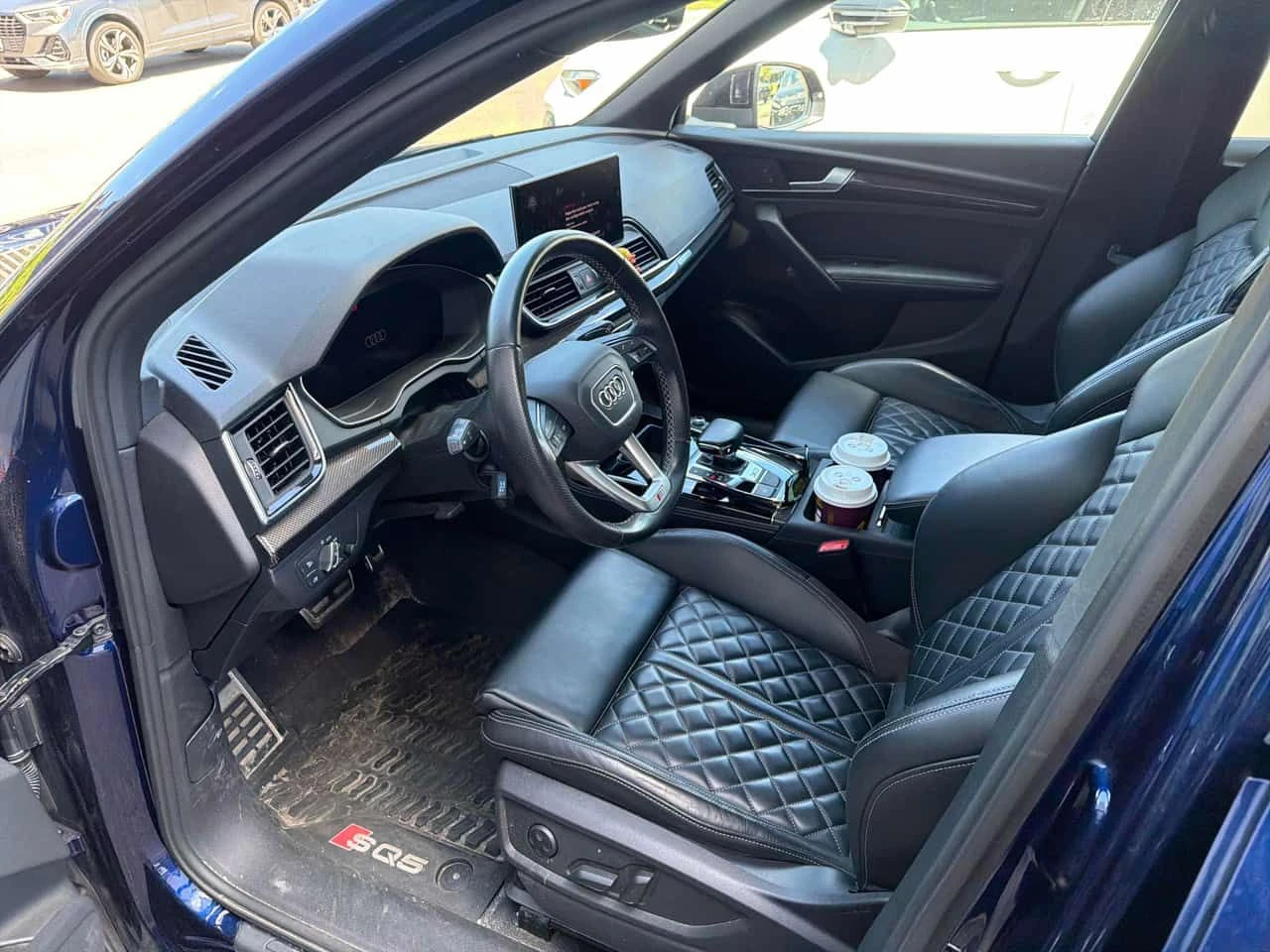 Audi SQ5 | Progressiv | DISTRONIC | 360 | ПАНОРАМА | CARFAX, снимка 5 - Автомобили и джипове - 54758484