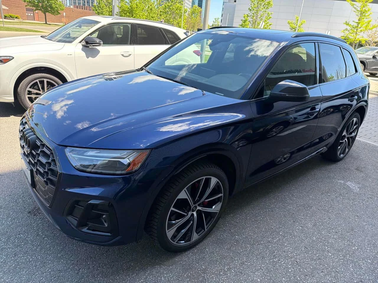 Audi SQ5 | Progressiv | DISTRONIC | 360 | ПАНОРАМА | CARFAX, снимка 2 - Автомобили и джипове - 54758484