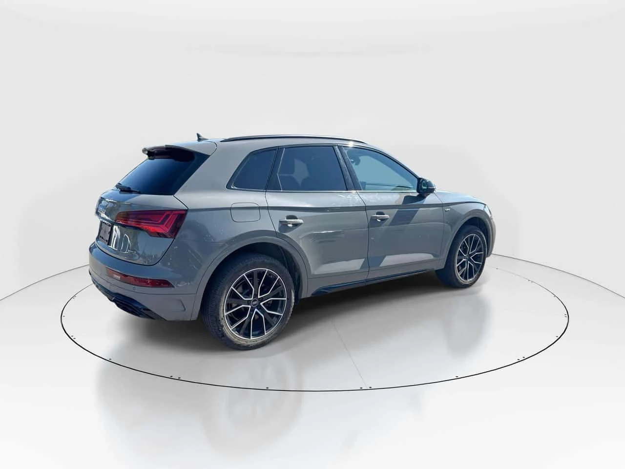 Audi Q5 45 Progressiv CARFAX, снимка 8 - Автомобили и джипове - 54800317