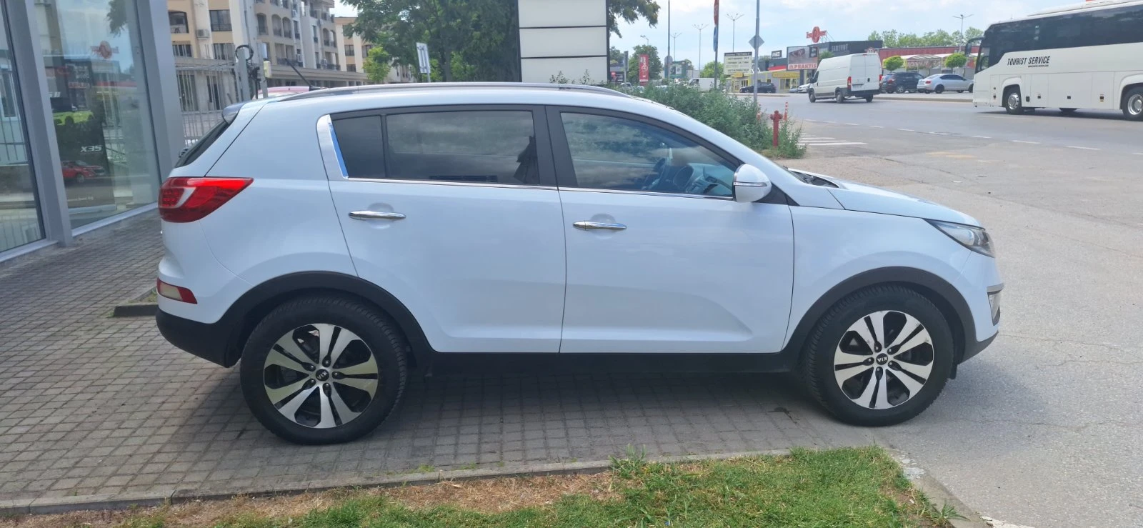 Kia Sportage, снимка 5 - Автомобили и джипове - 54971700
