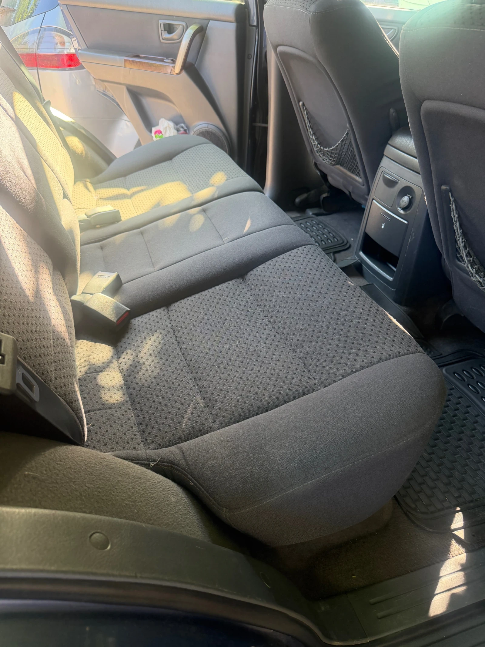 Kia Sorento 2.5CRDI 4x4, снимка 9 - Автомобили и джипове - 55006543