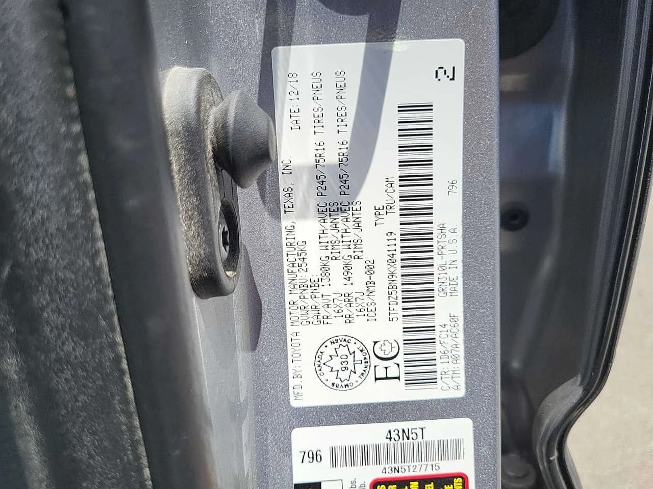 Toyota Tacoma * 4x4 Double Cab V6 Auto SR5 * АВТОКРЕДИТ* , снимка 16 - Автомобили и джипове - 55146675