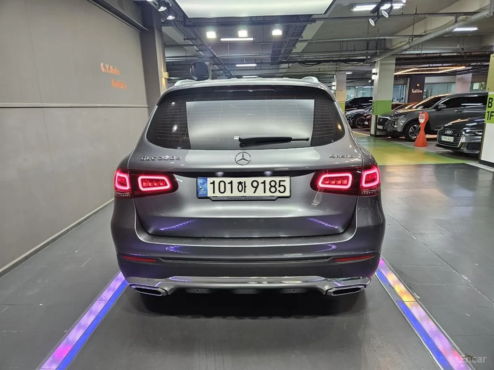 Mercedes-Benz GLC 220 D* 4MATIC* FACE* PAMET* DIGITALNO TABLO* 64000KM!!, снимка 5 - Автомобили и джипове - 55183658