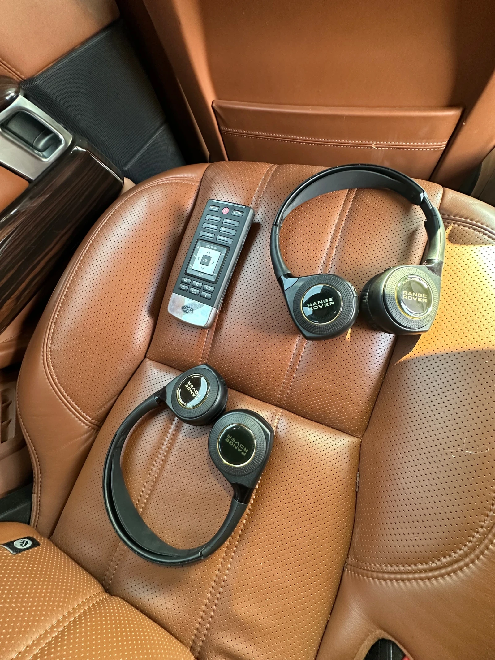 Land Rover Range rover Autobiography, SDV8, снимка 16 - Автомобили и джипове - 55250974