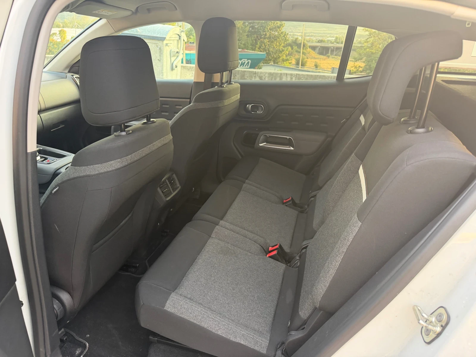 Citroen C5 Aircross 1.5 Disel Automat , снимка 10 - Автомобили и джипове - 55435964