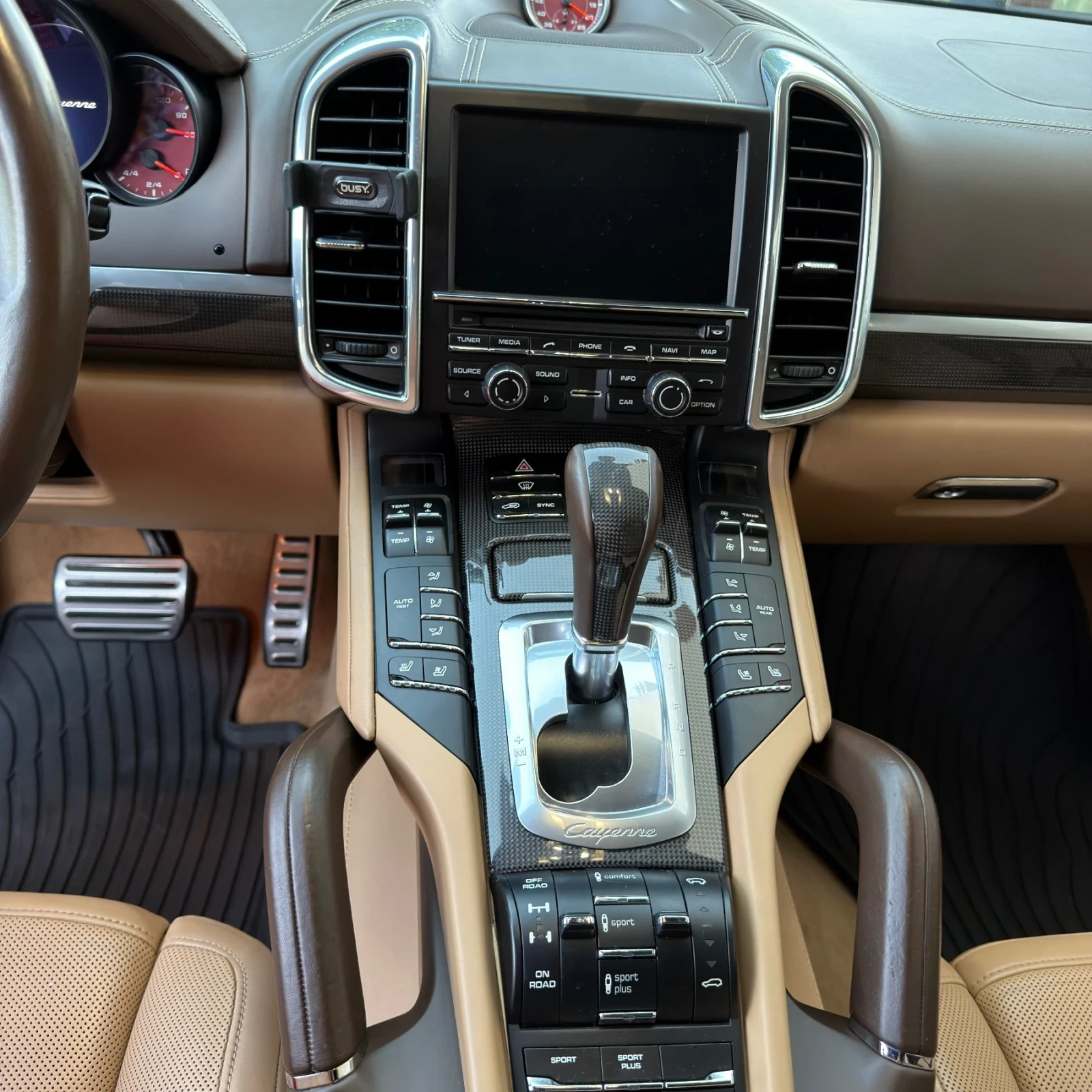 Porsche Cayenne Gts, снимка 12 - Автомобили и джипове - 55598733