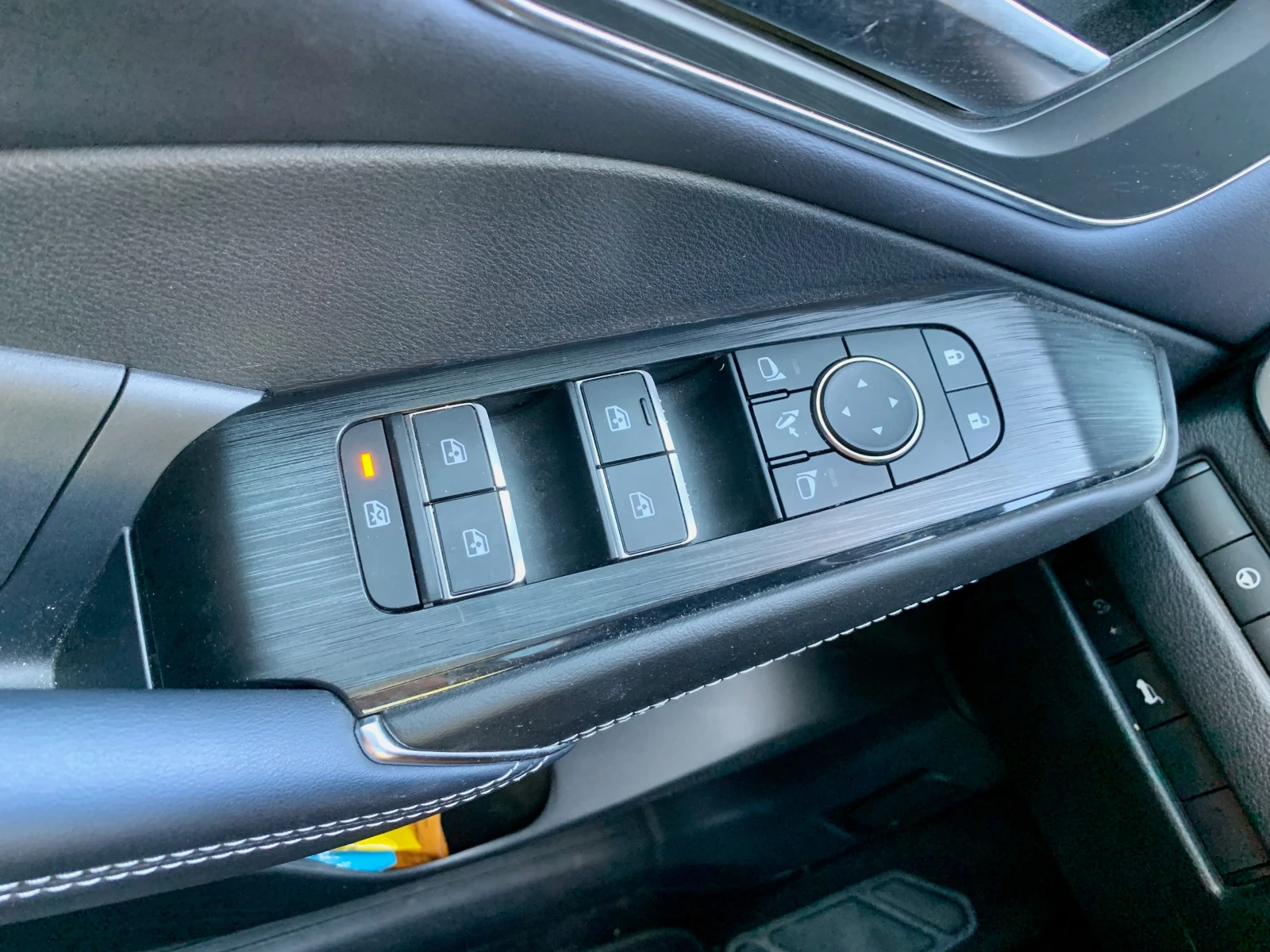 Nissan Qashqai e-Power Tekna, снимка 12 - Автомобили и джипове - 55682131