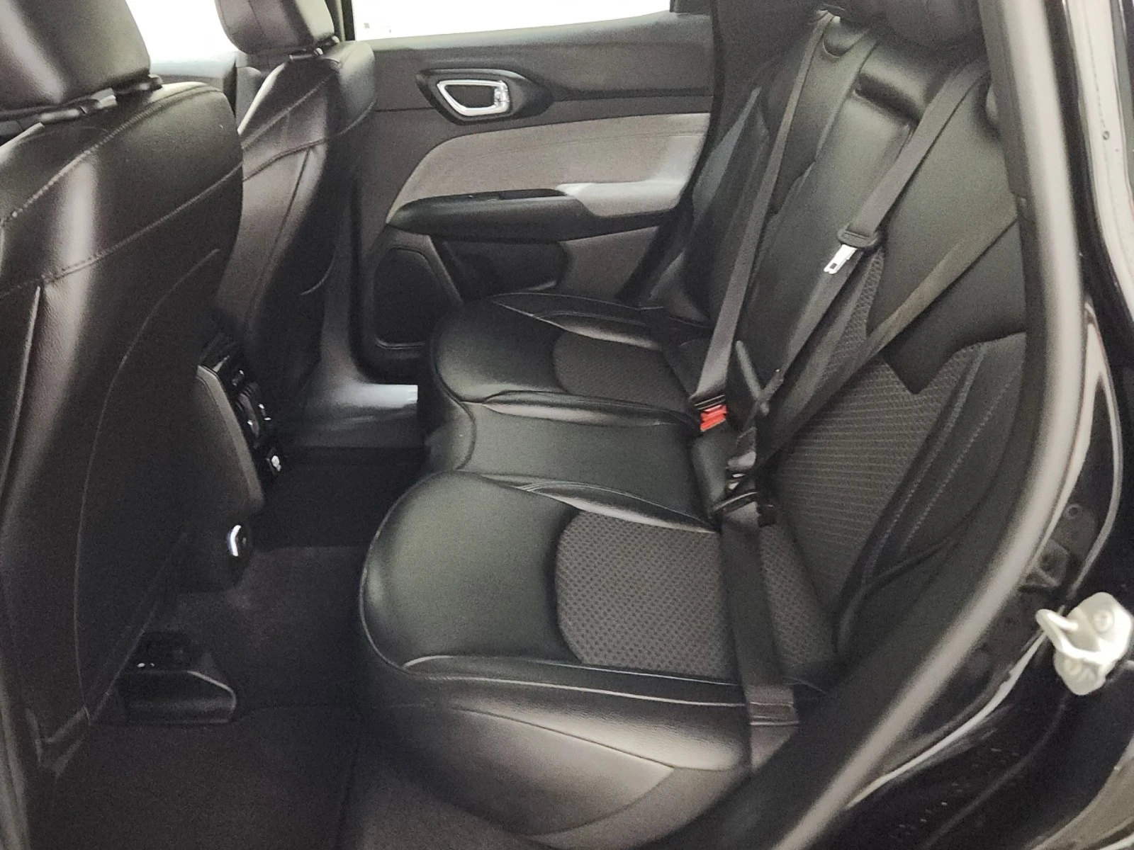 Jeep Compass 2L 4cyl 4WD | Mobile.bg � ����������� 11