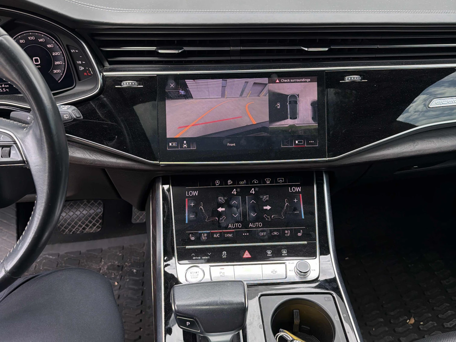 Audi Q8 Technik / ВСИЧКИ ЕКСТРИ / АВТОКРЕДИТ, снимка 11 - Автомобили и джипове - 55741840