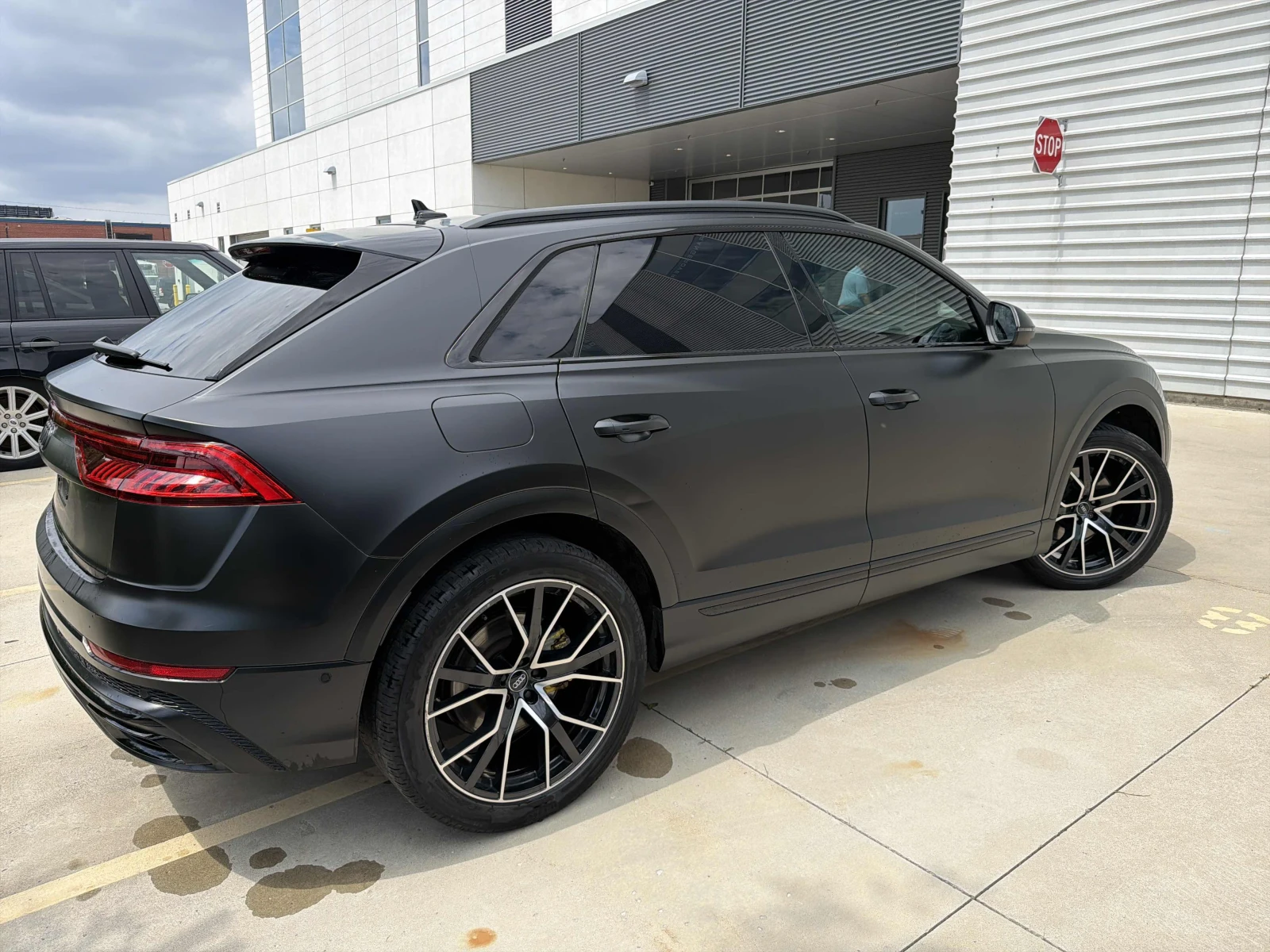 Audi Q8 Technik / ВСИЧКИ ЕКСТРИ / АВТОКРЕДИТ, снимка 3 - Автомобили и джипове - 55741840