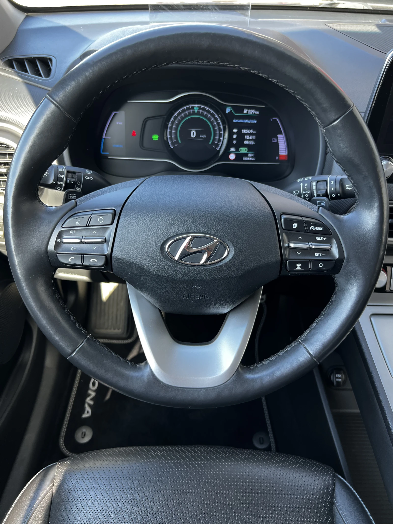 Hyundai Kona Premium 2WD, снимка 14 - Автомобили и джипове - 55885056
