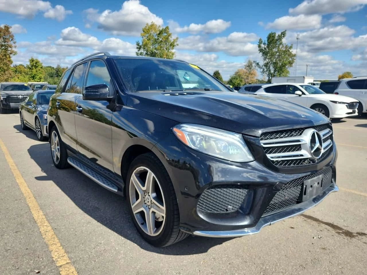 Mercedes-Benz GLE 400  4matic / CARFAX / 360 / DISTRONIC / 2 КЛЮЧА , снимка 3 - Автомобили и джипове - 56316219