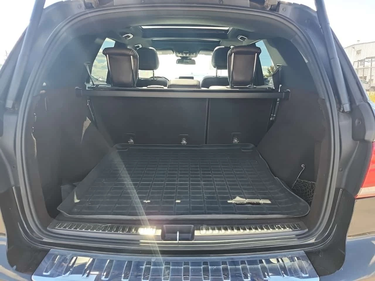 Mercedes-Benz GLE 400  4matic / CARFAX / 360 / DISTRONIC / 2 КЛЮЧА , снимка 14 - Автомобили и джипове - 56316219