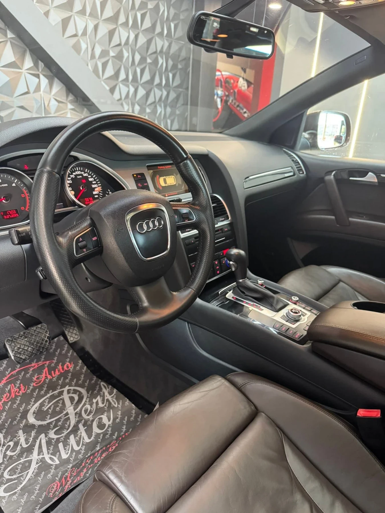 Audi Q7 3.0dizel, снимка 8 - Автомобили и джипове - 56337742