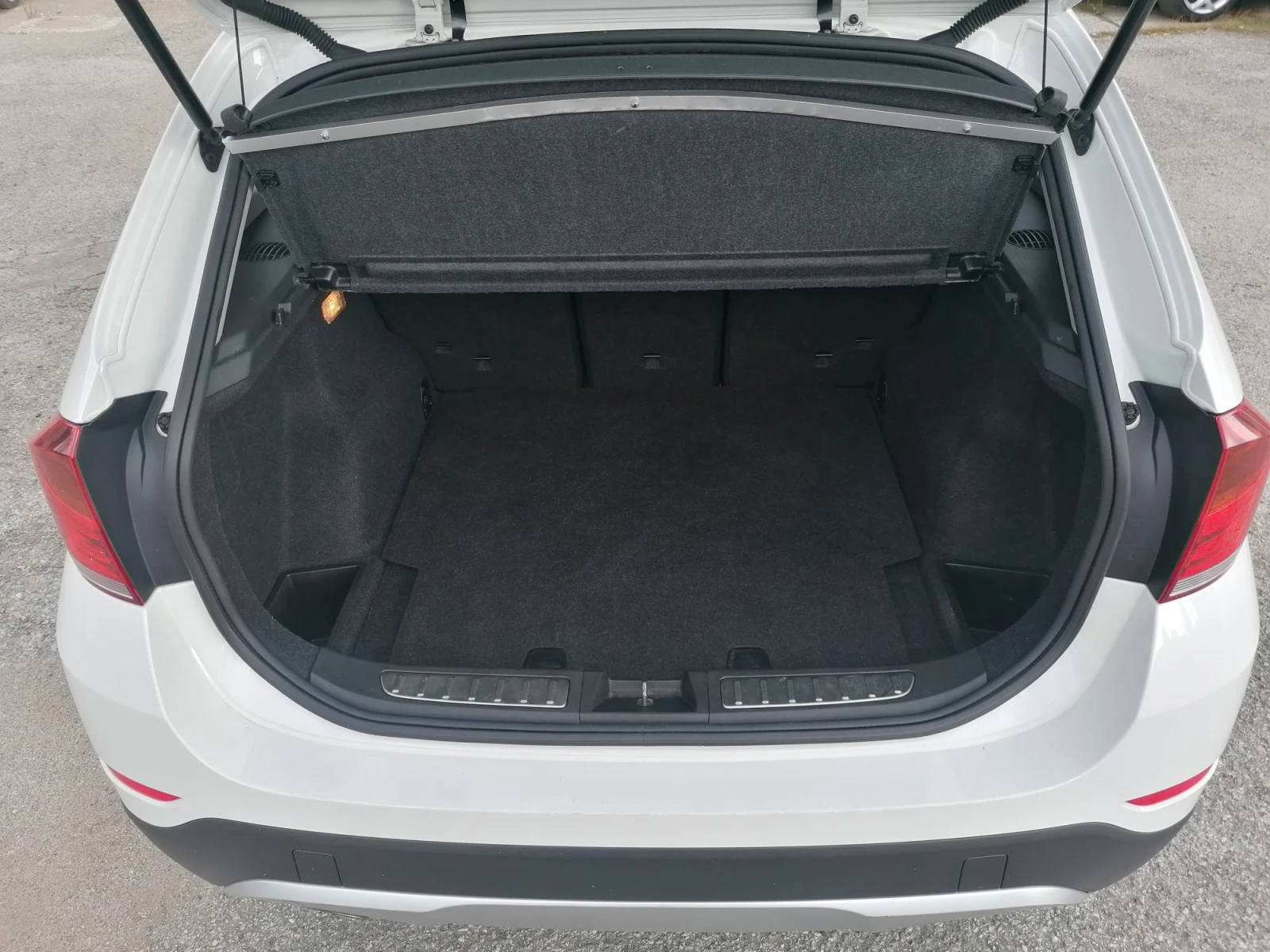 BMW X1 18d sDrive / xLine | Mobile.bg � ����������� 13