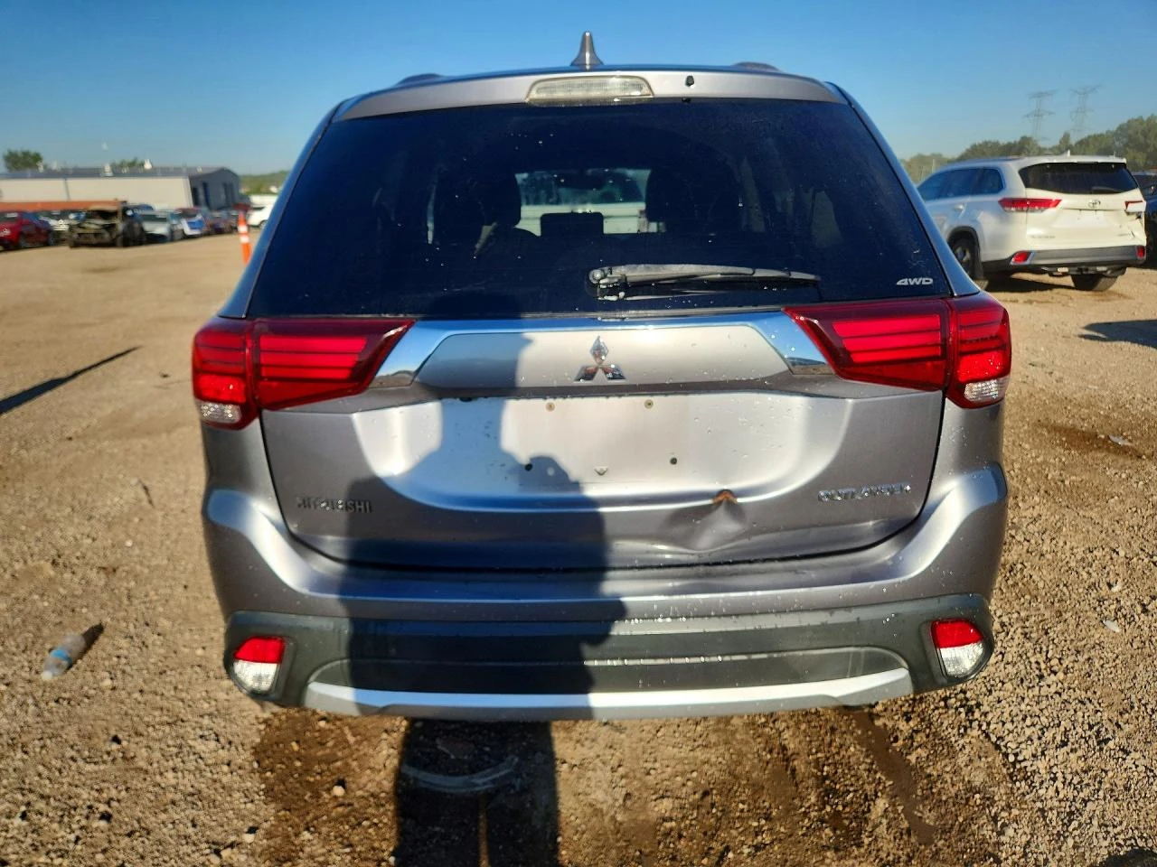 Mitsubishi Outlander 2.4l Se, снимка 6 - Автомобили и джипове - 56536739