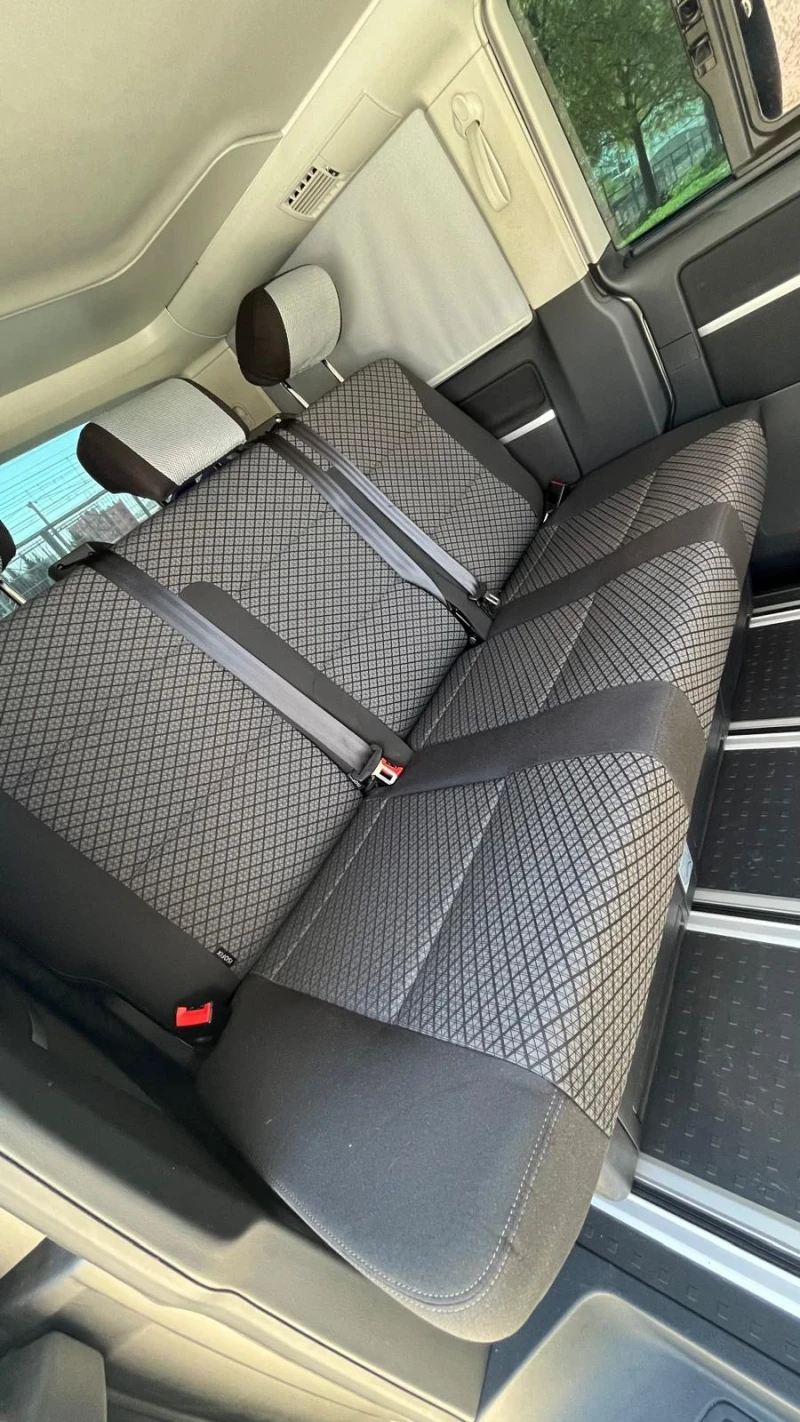 VW California T 6.1 Beach, снимка 12 - Бусове и автобуси - 51091960