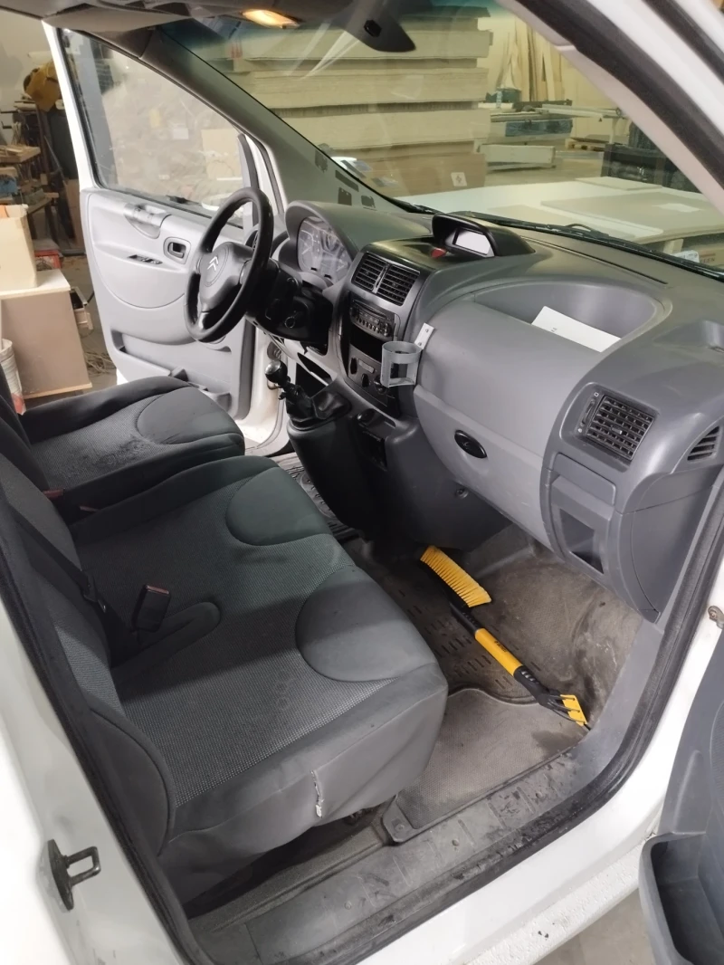 Citroen Jumpy, снимка 9 - Бусове и автобуси - 52309362
