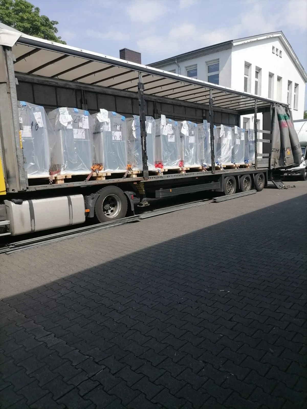  Schmitz   | Mobile.bg   3