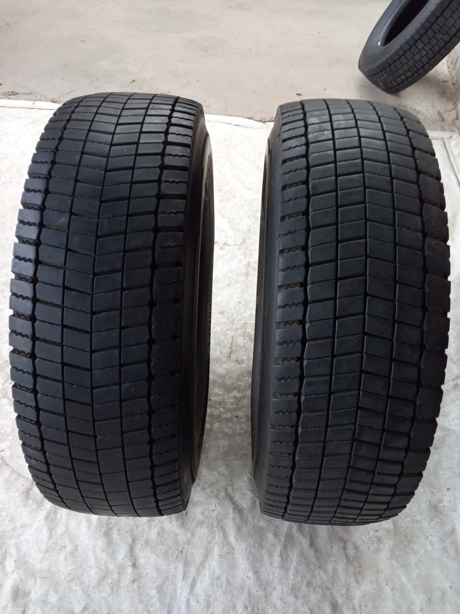  305/70R19.5 | Mobile.bg   1