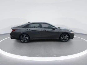Hyundai Elantra, снимка 8
